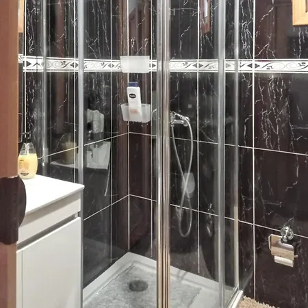 Vila Ideal In Nova De Famalicao With Private Pool