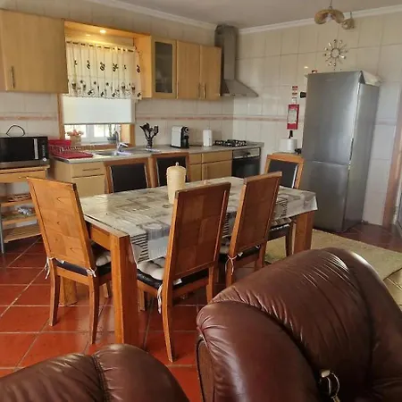 Ideal In Nova De Famalicao With Private Pool