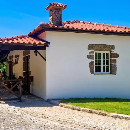 Ideal In Nova De Famalicao With Private Pool Βίλα