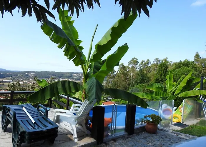 Ideal In Nova De Famalicao With Private Pool 빌라