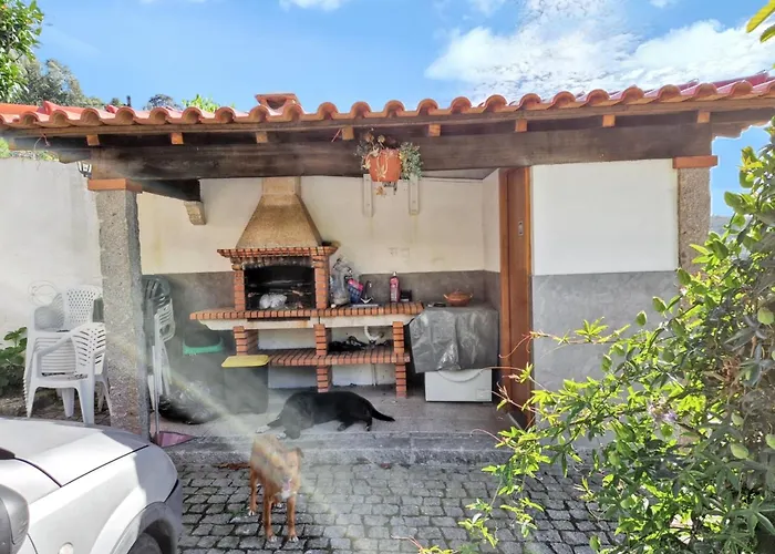 Av. De São Vicente * Vila Nova de Famalicão