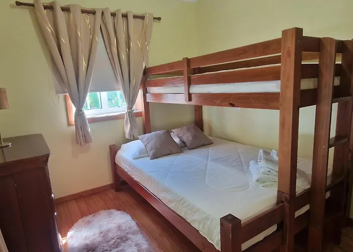 Ideal In Nova De Famalicao With Private Pool 빌라노바데파말리카오